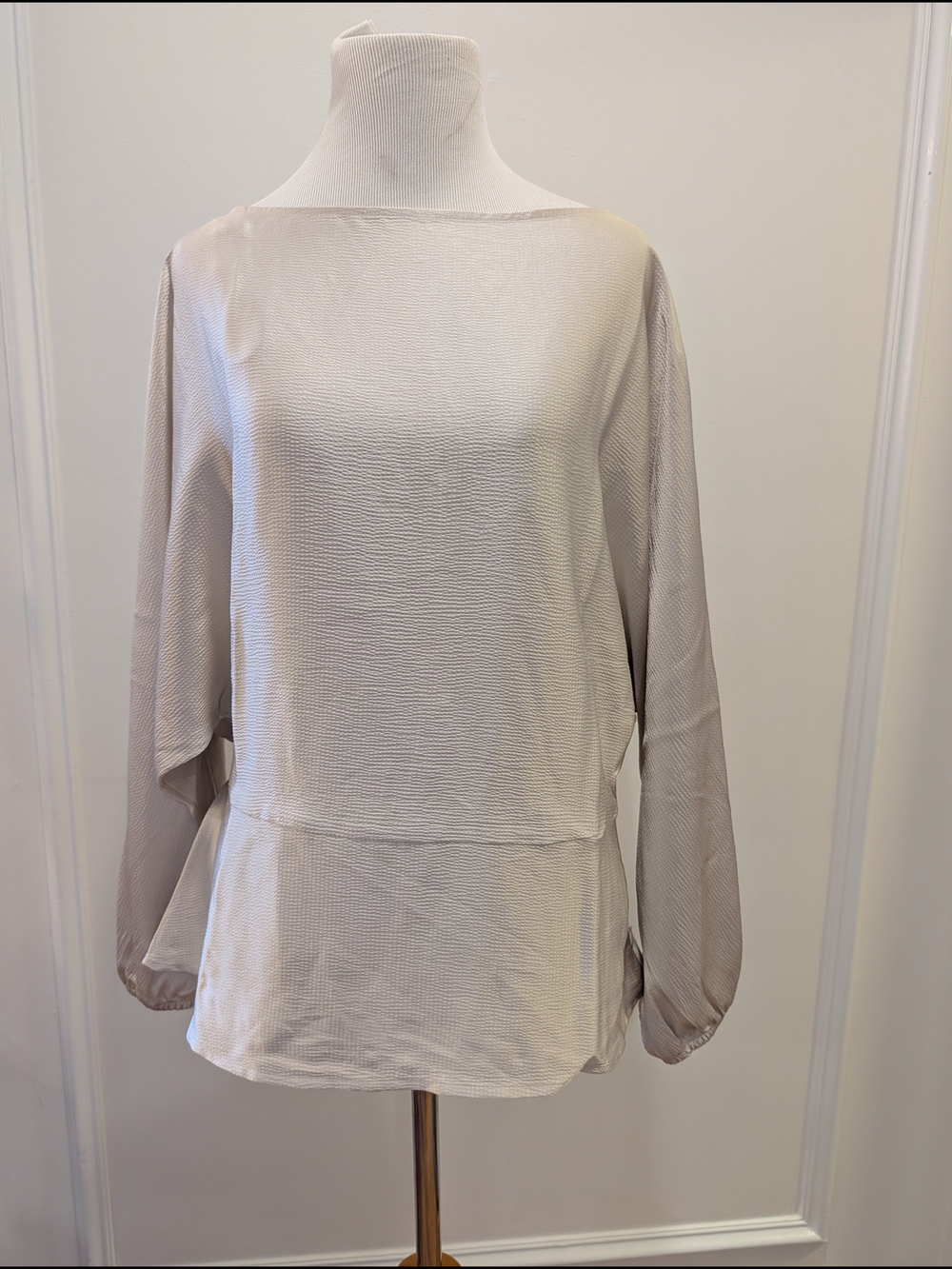 Boatneck Long-Sleeve Blouse in Light Beige